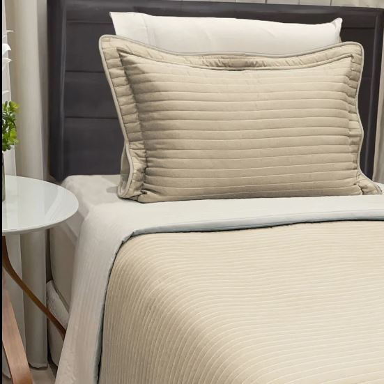 Cobre Leito Dual Percal 300 Fios Matelassê Costurado Dupla Face Solteiro 02 Peças - Bege